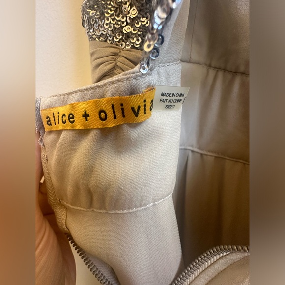 Alice + Olivia Womens Dress Size 2 Silver Taupe Sequined Sheath Strapless Short - Picture 12 of 16